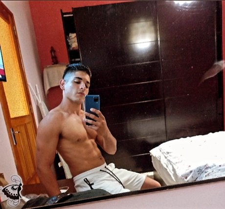 Foto di nudo di fuga di OnlyFans di Danielbicurioso 