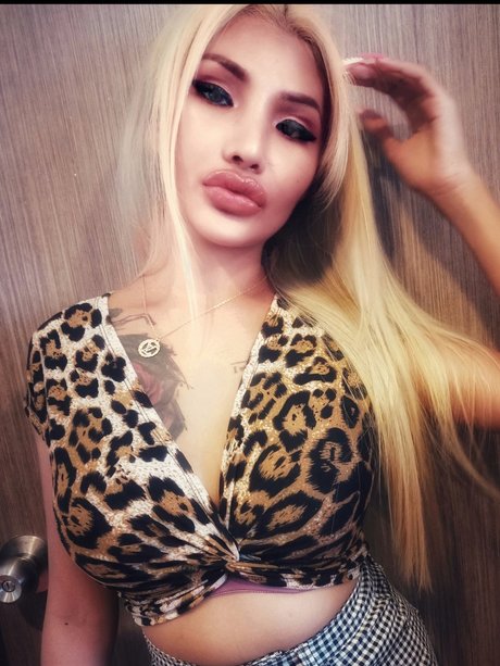 Foto di nudo di fuga di OnlyFans di Belenthaivip