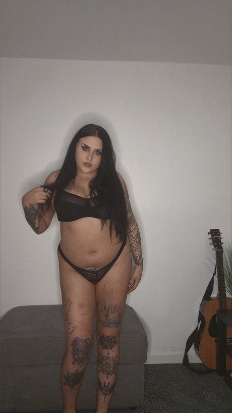 Foto di nudo di fuga di OnlyFans di Nikki Foxx