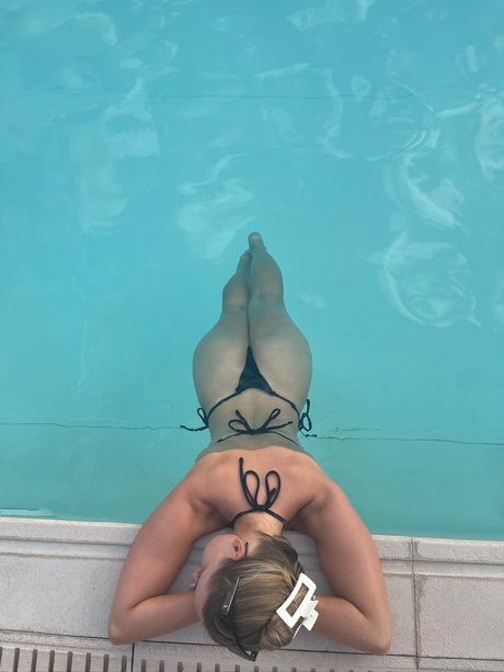 Foto di nudo di fuga di OnlyFans di Nika