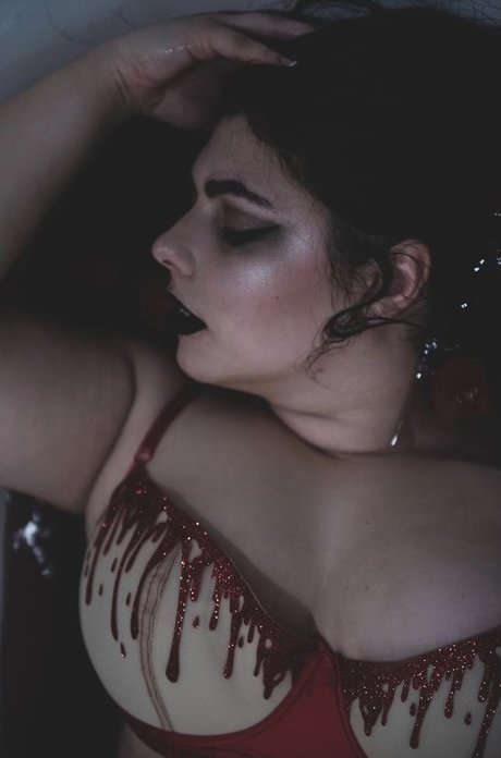 Foto di nudo di fuga di OnlyFans di Nicollete Nightmare