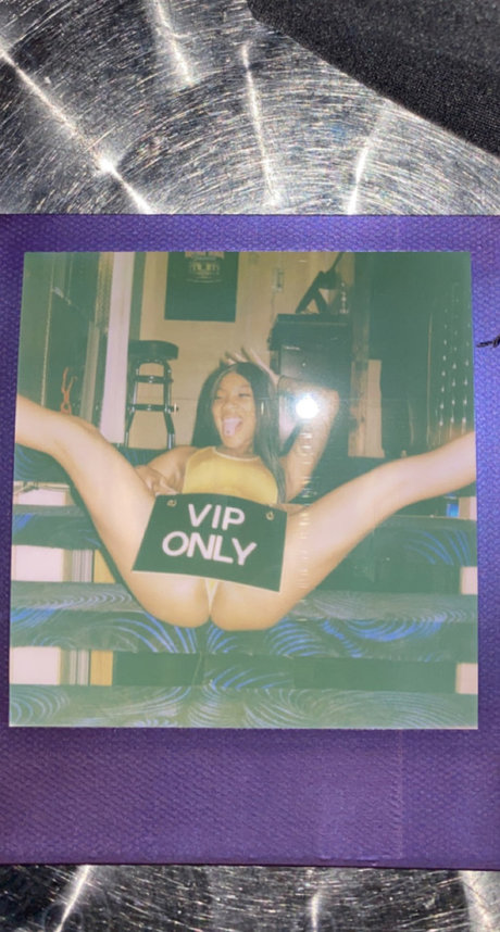 Foto di nudo di fuga di OnlyFans di Jojo