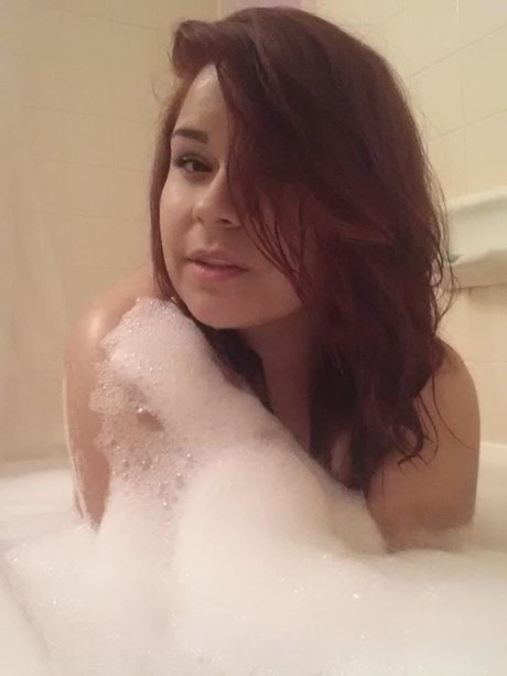 Foto di nudo di fuga di OnlyFans di Calypso