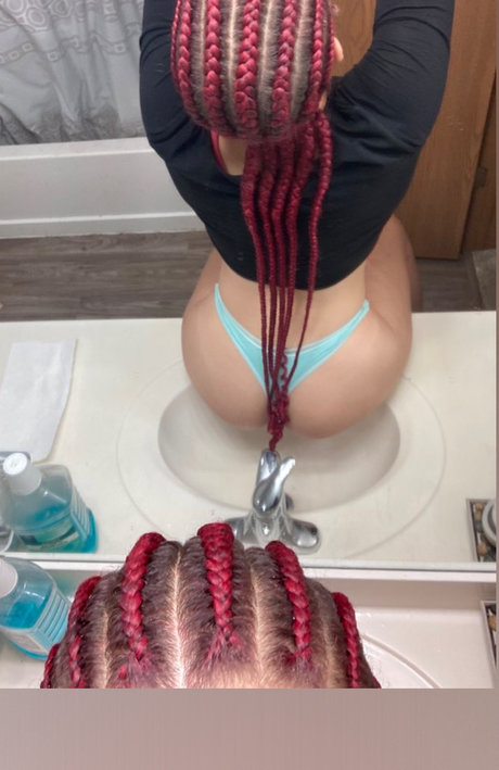 Foto di nudo di fuga di OnlyFans di Creamy