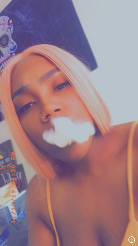 Foto di nudo di fuga di OnlyFans di Mzqueendiamondz