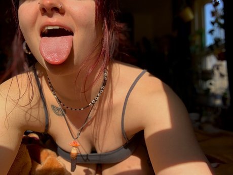 Foto di nudo di fuga di OnlyFans di Alexi 
