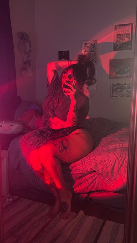 Foto di nudo di fuga di OnlyFans di Whisper