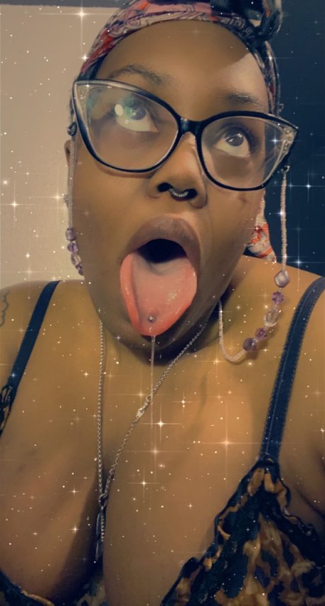 Foto di nudo di fuga di OnlyFans di Aira Lyn