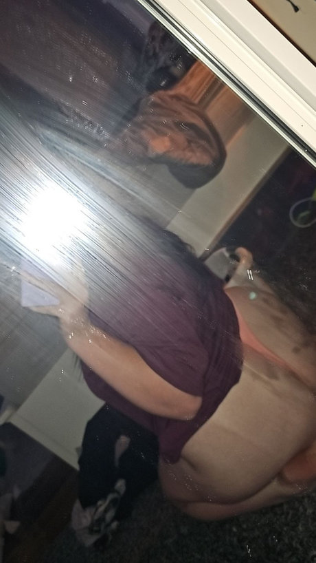 Foto di nudo di fuga di OnlyFans di  Baby Mumma 