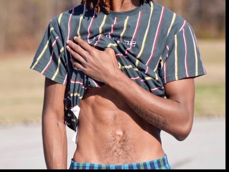 Foto di nudo di fuga di OnlyFans di Alex Varsity