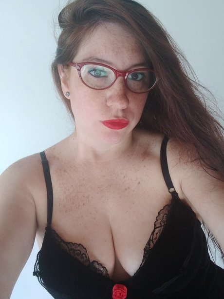 Foto di nudo di fuga di OnlyFans di Ainhoasweet