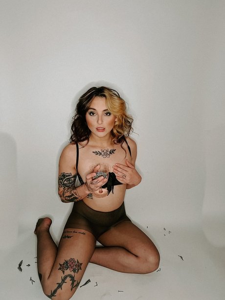 Foto di nudo di fuga di OnlyFans di Candy
