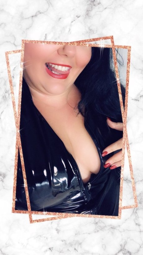 Foto di nudo di fuga di OnlyFans di Voodoo Vixen Ni
