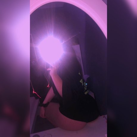 Foto di nudo di fuga di OnlyFans di Nisha