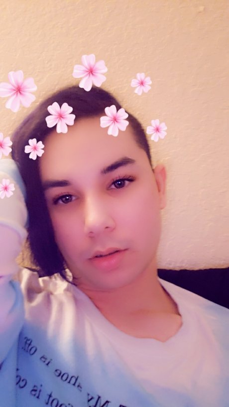 Foto di nudo di fuga di OnlyFans di Nini