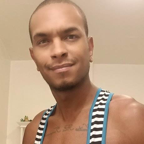 Foto di nudo di fuga di OnlyFans di Nikoli Moore