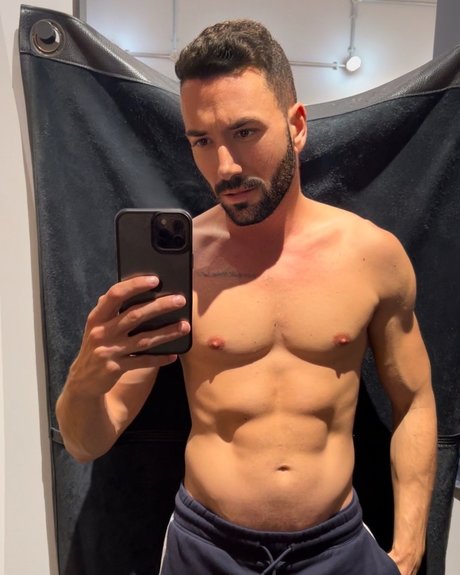 Foto di nudo di fuga di OnlyFans di Diesel