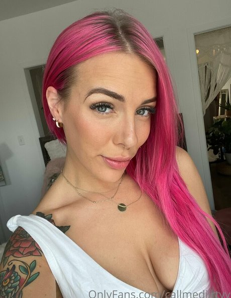 Foto di nudo di fuga di OnlyFans di Layrose1