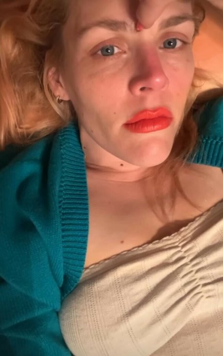 Foto di nudo di fuga di OnlyFans di Busy Phillips