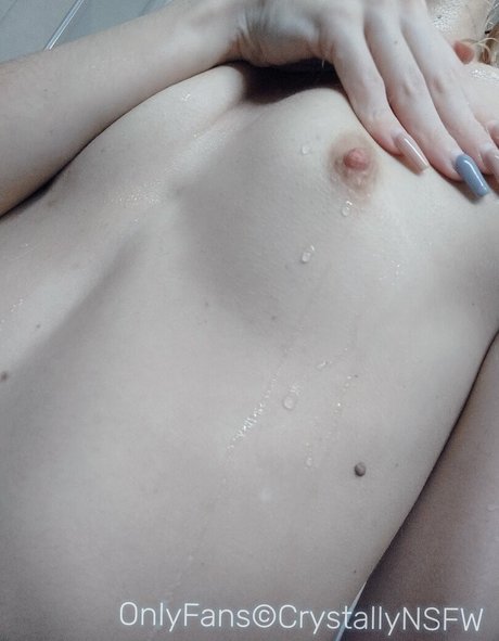 Foto di nudo di fuga di OnlyFans di Crystallynsfw