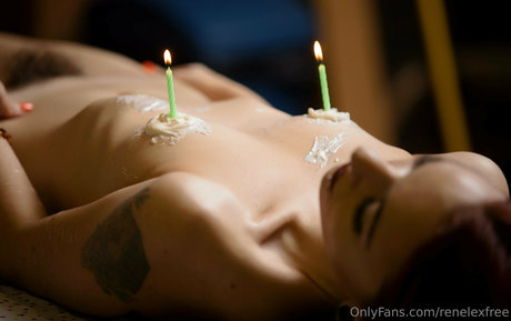 Foto di nudo di fuga di OnlyFans di Renelexfree