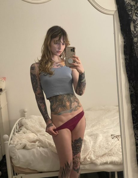 Foto di nudo di fuga di OnlyFans di Thewickedwren