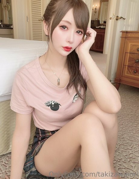 Foto di nudo di fuga di OnlyFans di Iorin