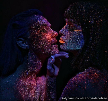 Sandyinlacefree