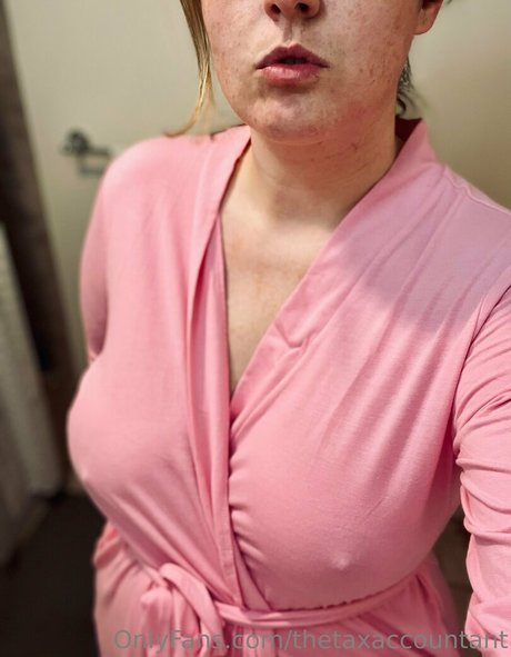 Foto di nudo di fuga di OnlyFans di Thetaxaccountant
