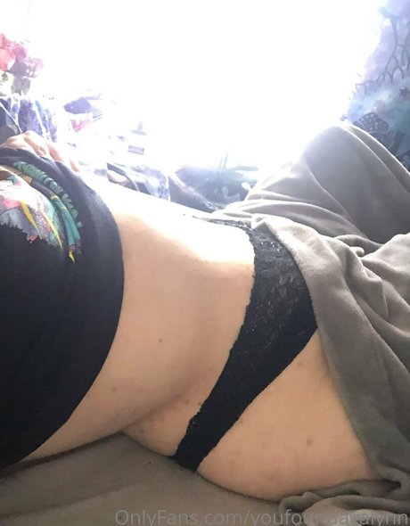 Foto di nudo di fuga di OnlyFans di Youfoundavalynn
