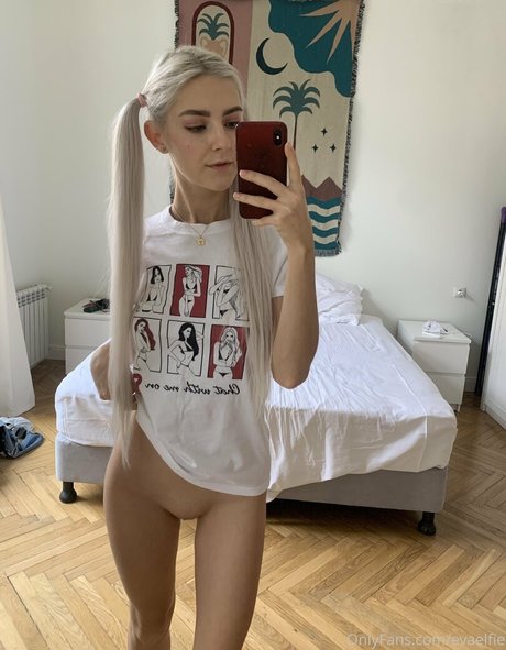 Evaelfie