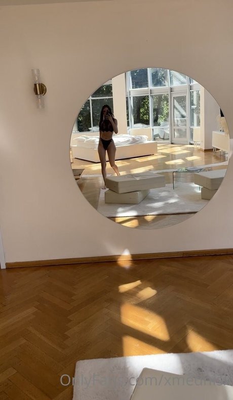 Foto di nudo di fuga di OnlyFans di Xmednisx