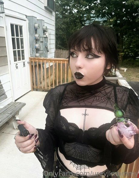 Urevilmommy