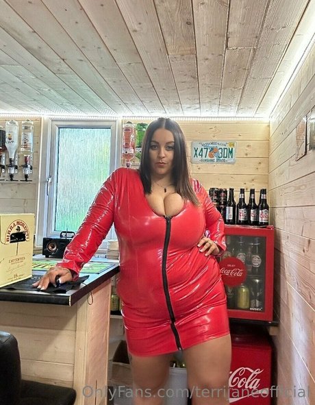 Foto di nudo di fuga di OnlyFans di Terrijaneofficial