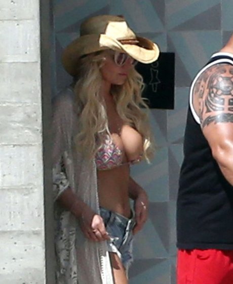 Foto di nudo di fuga di OnlyFans di Jessica Simpson