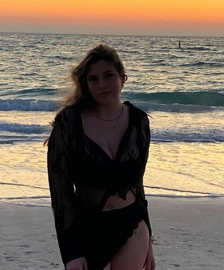 Anabel Kloe Lamarche