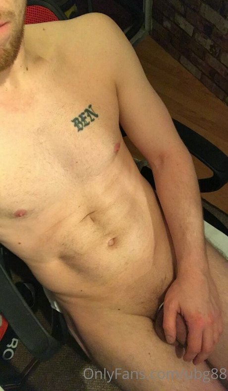 Foto di nudo di fuga di OnlyFans di Ubg88