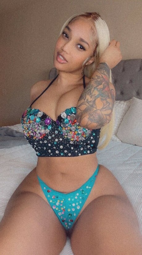Foto di nudo di fuga di OnlyFans di Kapri Styles
