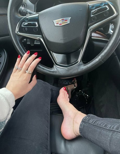 Foto di nudo di fuga di OnlyFans di Goddesskara