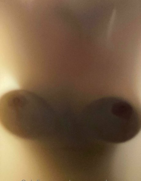 Vanessaobsequious