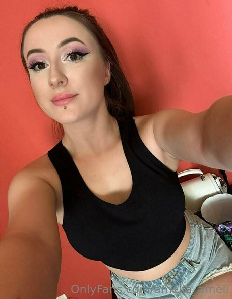 Foto di nudo di fuga di OnlyFans di Ameliaameli