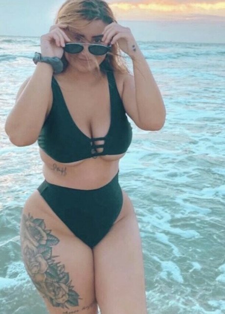 Foto di nudo di fuga di OnlyFans di Kierraaaahh
