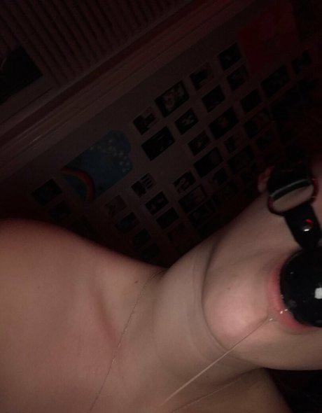 Foto di nudo di fuga di OnlyFans di Korkor