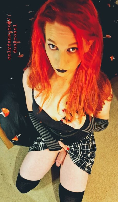 Foto di nudo di fuga di OnlyFans di Dusk Rose
