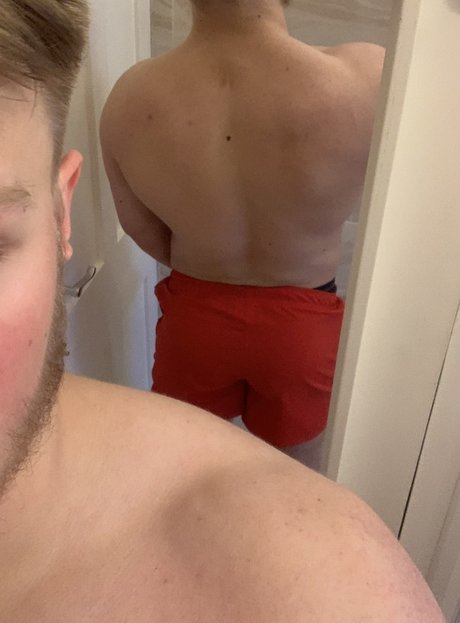Foto di nudo di fuga di OnlyFans di Jake