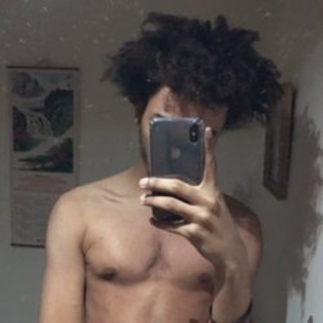 Foto di nudo di fuga di OnlyFans di Nudeboy