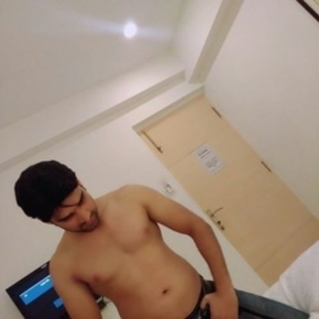 Foto di nudo di fuga di OnlyFans di Nudeaestheticism