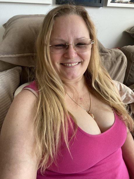 Foto di nudo di fuga di OnlyFans di Diqld