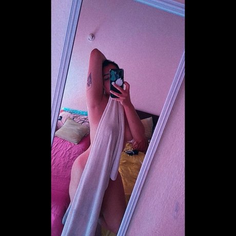 Foto di nudo di fuga di OnlyFans di Natalia Vargas