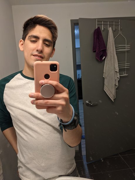 Foto di nudo di fuga di OnlyFans di Joshua